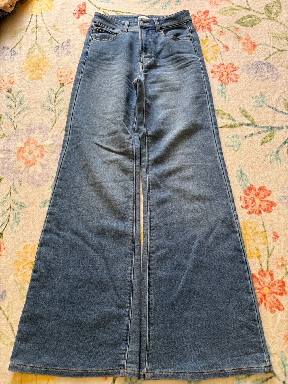 Z-SuppWomen's High-Waist Wide-Leg Jeans in Medium Blue